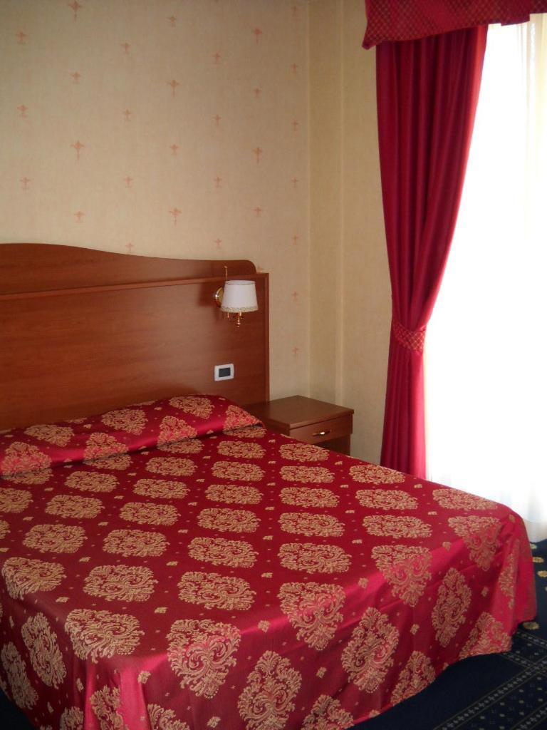 Hotel Rigolfo Moncalieri Dış mekan fotoğraf
